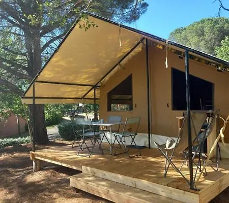 Campingplatz Onlycamp Le Pont *
