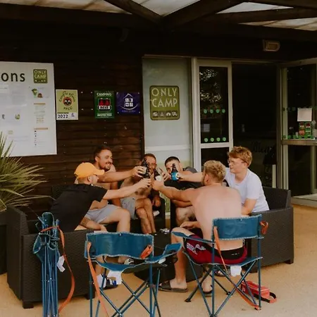 Campingplatz Onlycamp Le Pont Yvré-lʼÉvêque